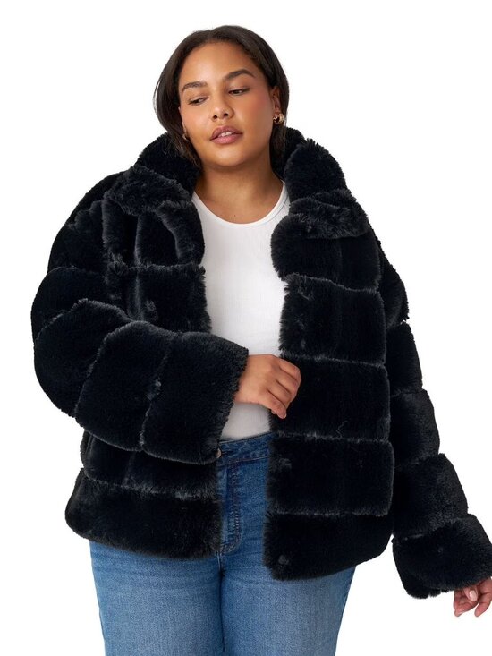 Edited by Hunter McGrady Jackets & Blazers - NEW Edited by Hunter McGrady Women's Faux Fur Jacket Black 3X